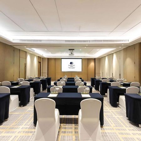 Doubletree By Hilton Shenzhen Longhua: Central Location Near Metro & Attractions Exterior photo