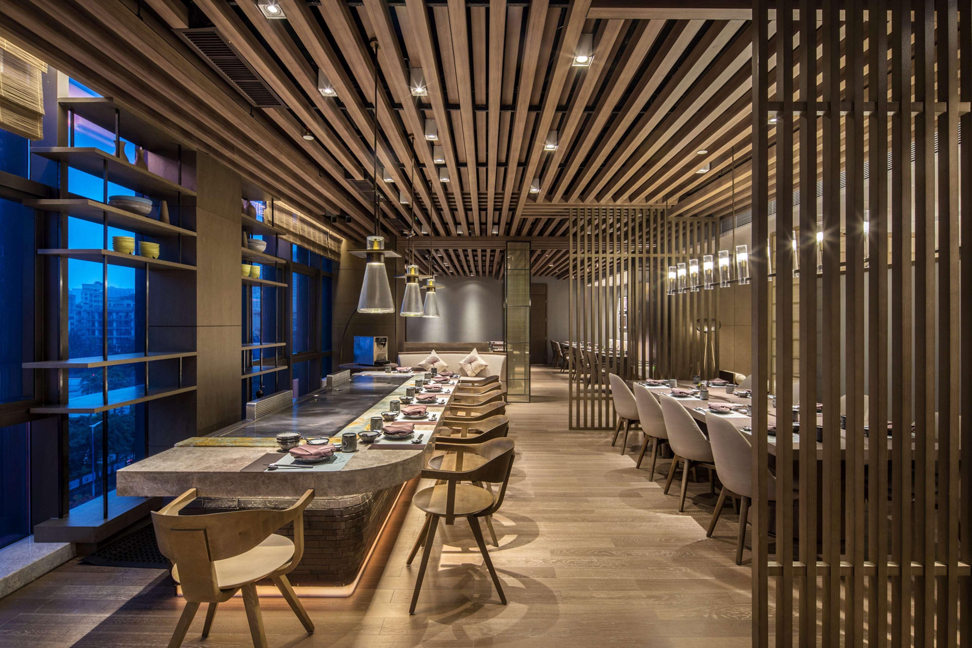 Doubletree By Hilton Shenzhen Longhua: Central Location Near Metro & Attractions Exterior photo
