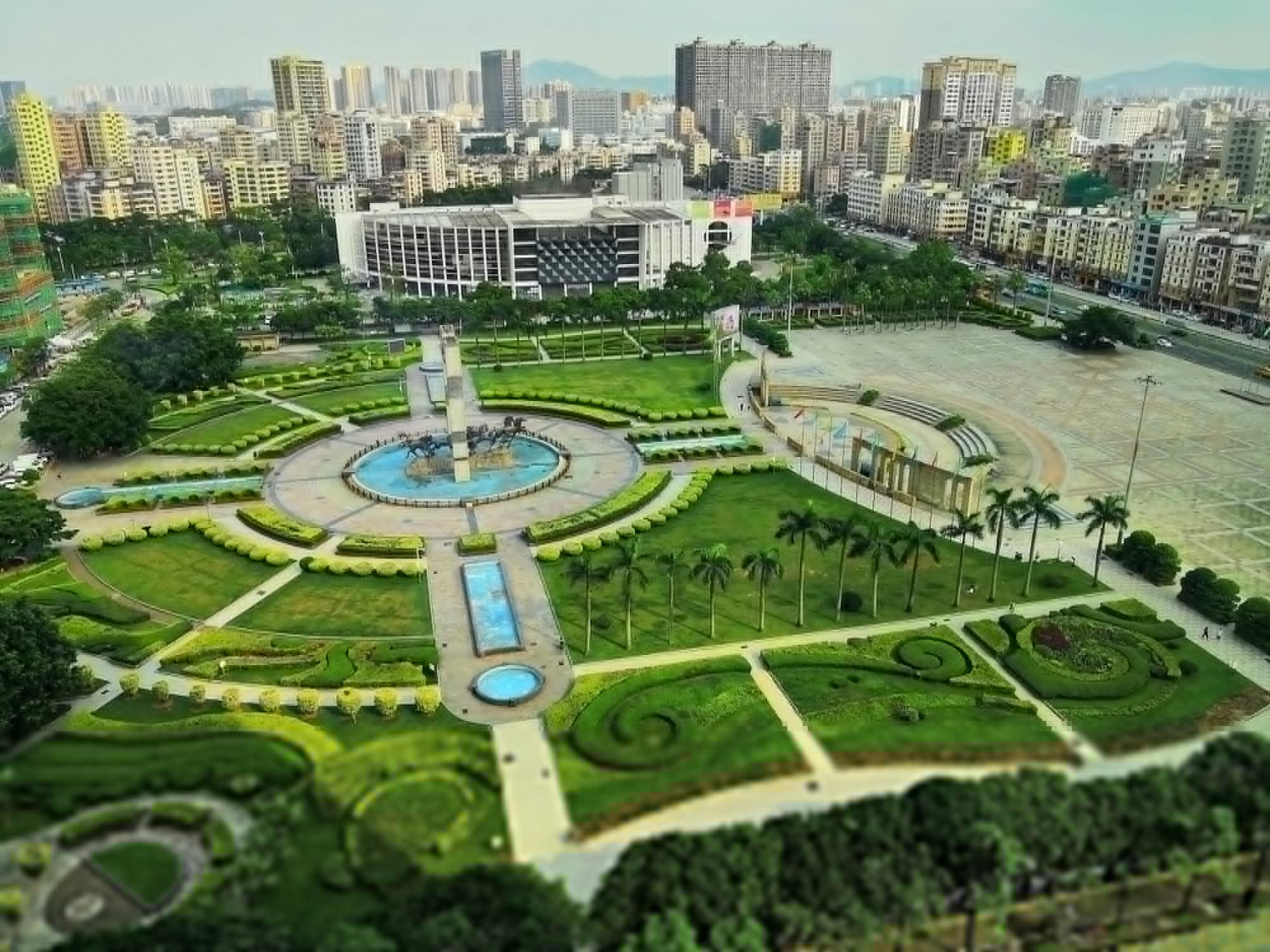 Doubletree By Hilton Shenzhen Longhua: Central Location Near Metro & Attractions Exterior photo